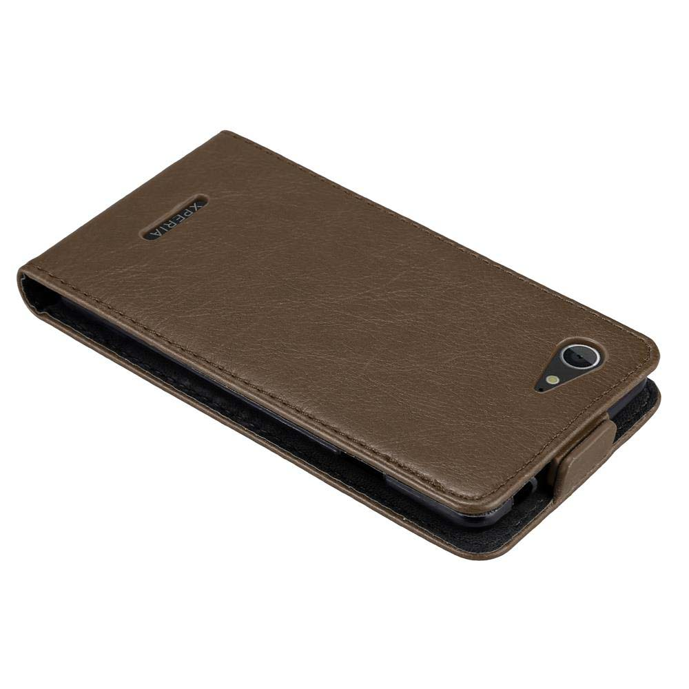 Braune Leder-Handyhülle, offen, mit Xperia-Logo.