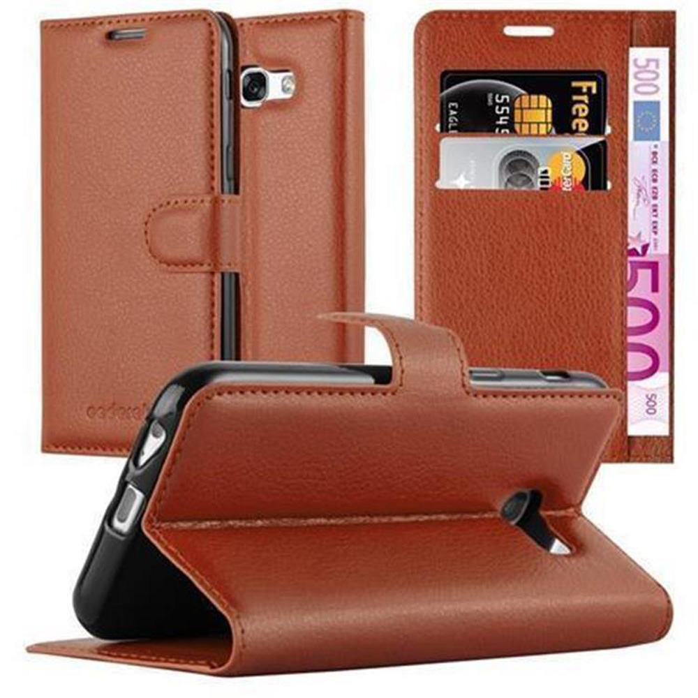 Braune Handyhülle mit Karten und Geld. Telefon ist in der Hülle. Alles ist braun.