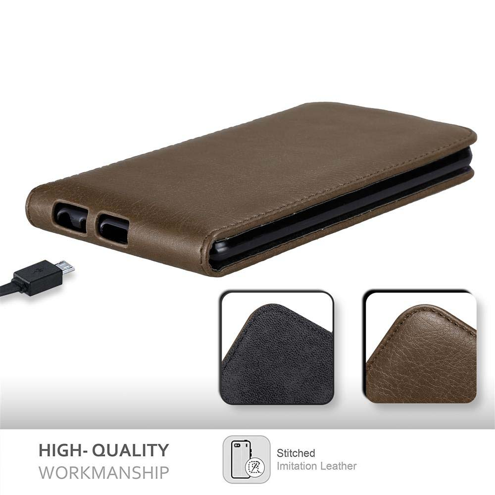 Custodia marrone con telefono all'interno. Cavo USB nero e testo di alta qualità.
