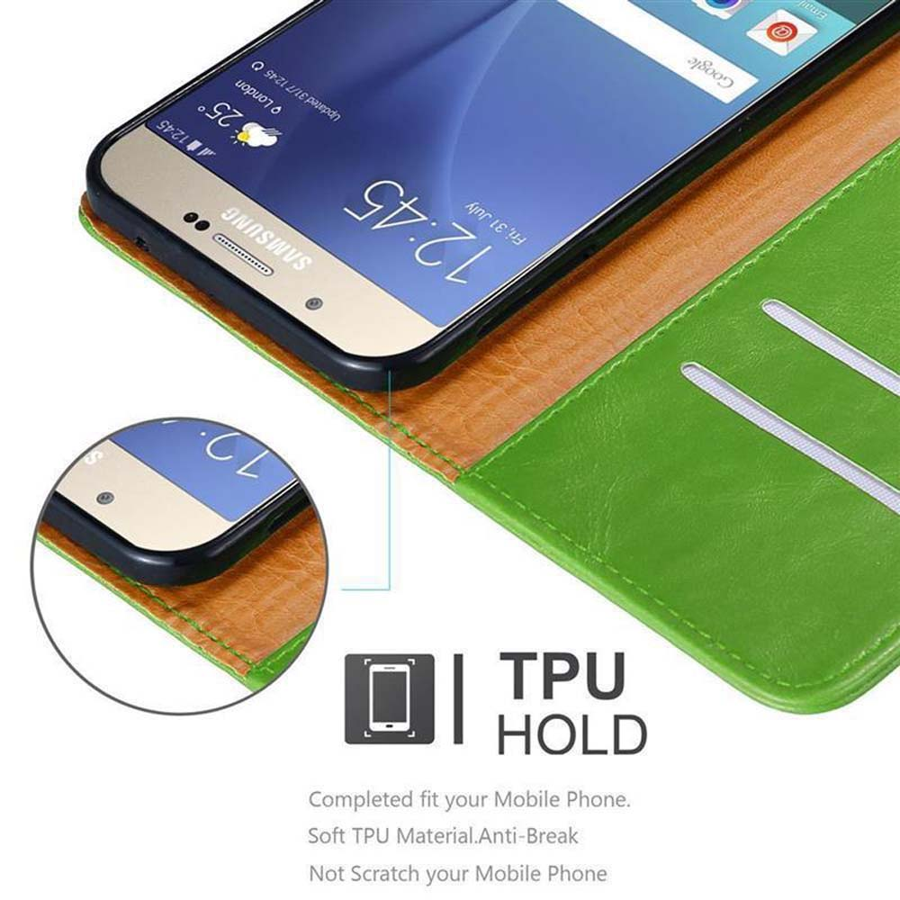 Un primo piano di un telefono in una custodia verde. Il telefono mostra l'ora e la data. Il logo TPU HOLD è in basso.