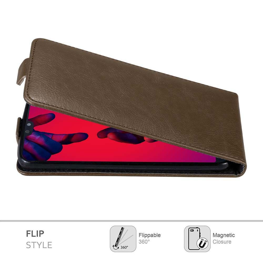 Funda de teléfono de cuero marrón con teléfono dentro. Pantalla muestra diseño colorido, funda abierta.