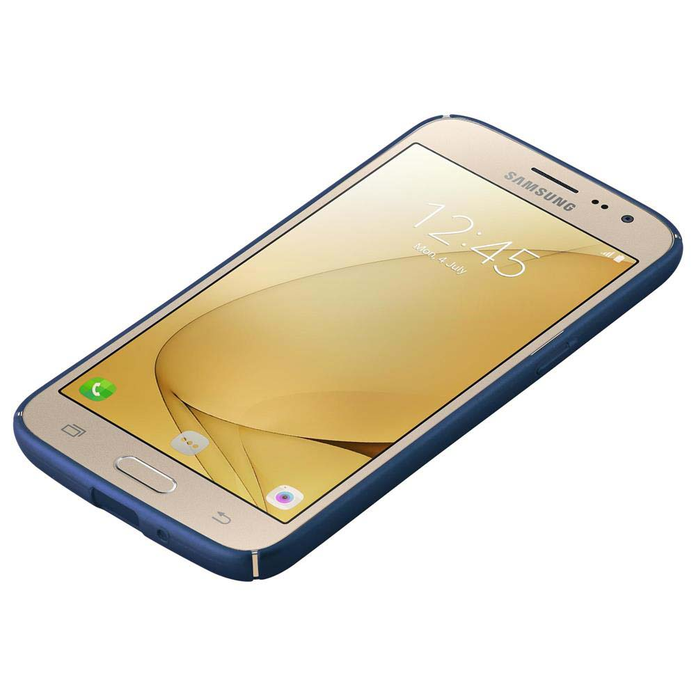 Ein goldenes und blaues Telefon in seiner Hülle, das den Bildschirm mit der Uhrzeit 12:45 vor weißem Hintergrund zeigt.