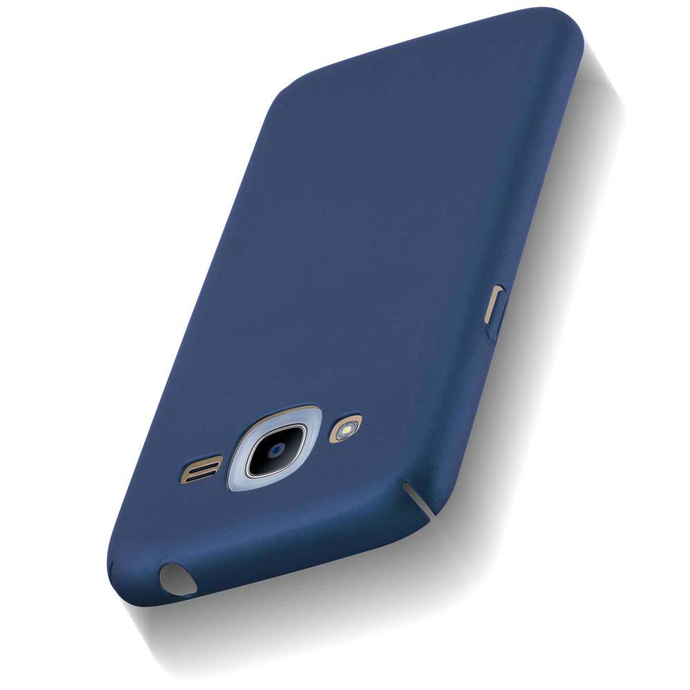 Eine blaue Handyhülle. Die Hülle hat einen Kameraausschnitt und einen Anschluss unten. Das Telefon ist dunkelblau.