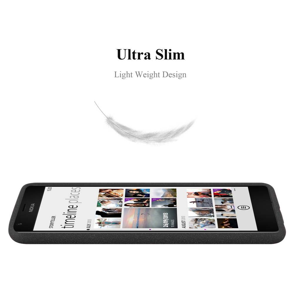 Uno smartphone con custodia nera e grafica di piume. Il testo recita Ultra Slim e Light Weight Design.