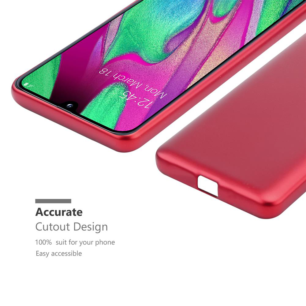Una custodia per telefono rossa è mostrata, con un telefono all'interno. Il telefono ha una cornice rossa. La custodia ha delle aperture.