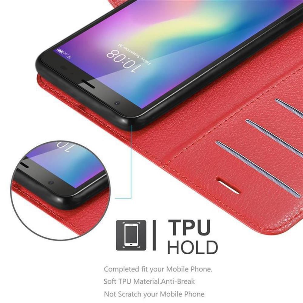 Eine rote Handyhülle mit einem Telefon darin. Das Telefon zeigt einen Bildschirm mit der Uhrzeit.