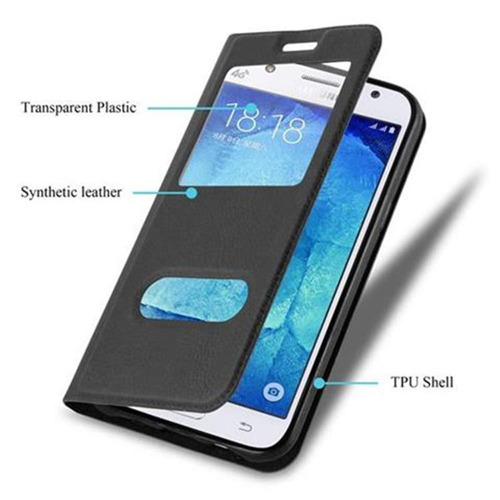 Telefono in una custodia con finestra trasparente per visualizzare l'ora.