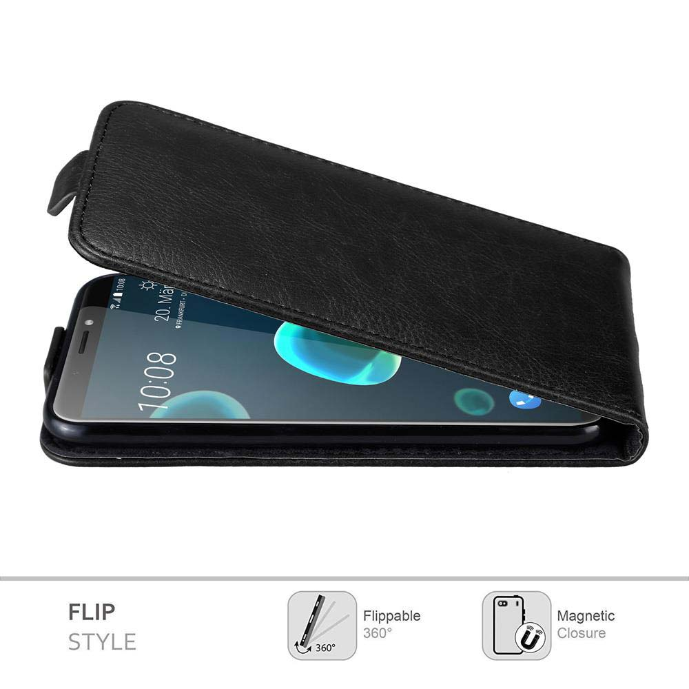 Custodia nera per telefono, aperta, mostra lo schermo del telefono con ora e data. Dettaglio chiusura magnetica.