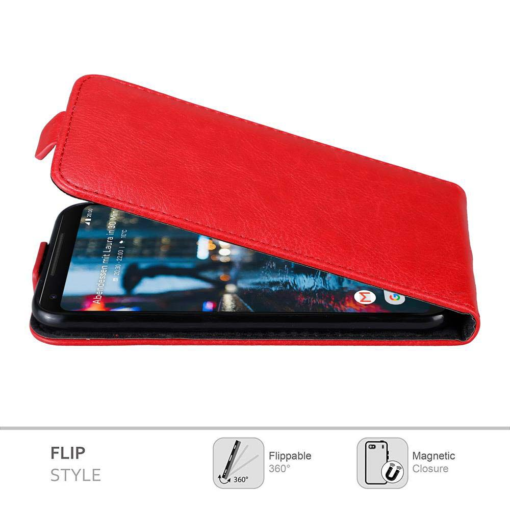Custodia per telefono rossa, stile flip, aperta, che rivela il telefono. Mostra una chiusura magnetica e funzioni flip.