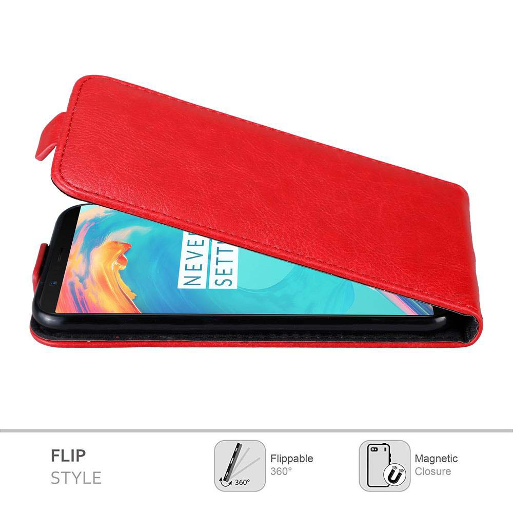 Rote Handyhülle mit offenem Deckel, zeigt Telefonbildschirm. Symbole zeigen 'Flip Style' und 'Magnetic Closure'.