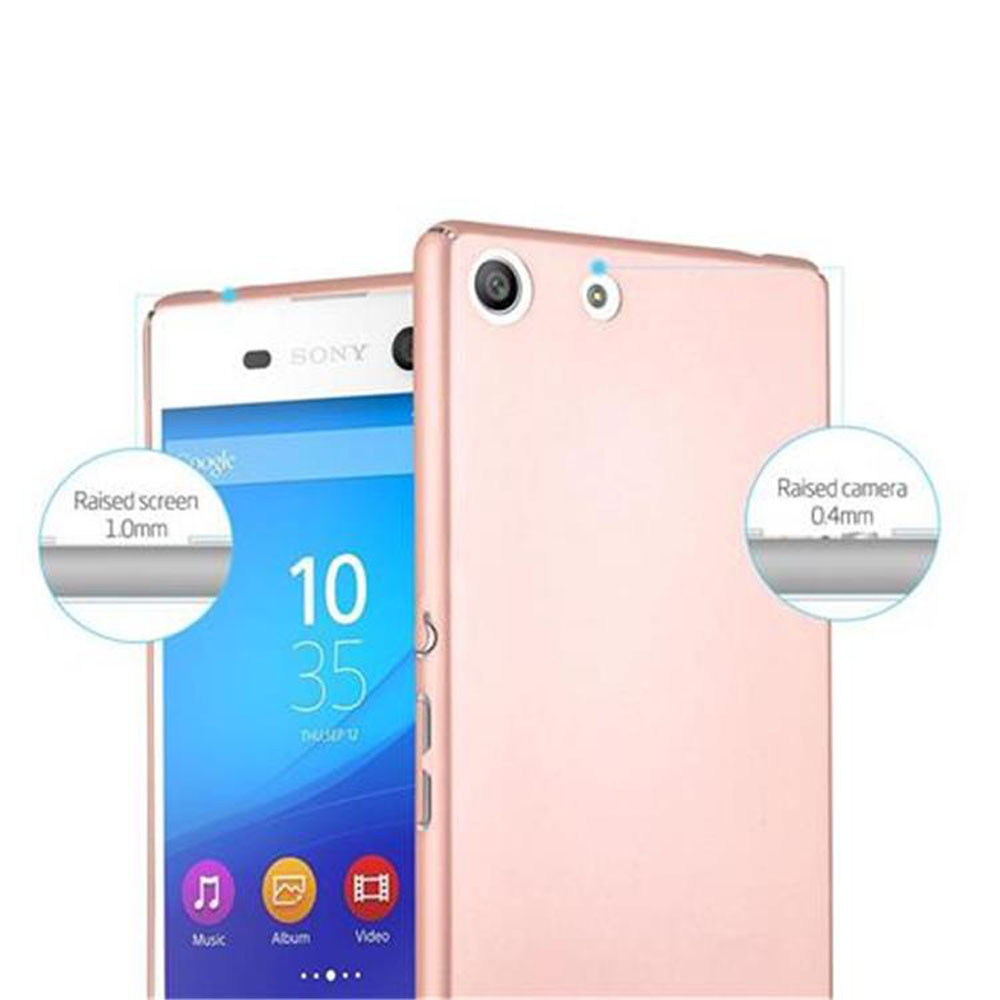 Dos teléfonos, uno oro rosa, con pantalla y cámara elevadas, mostrados para detalles.