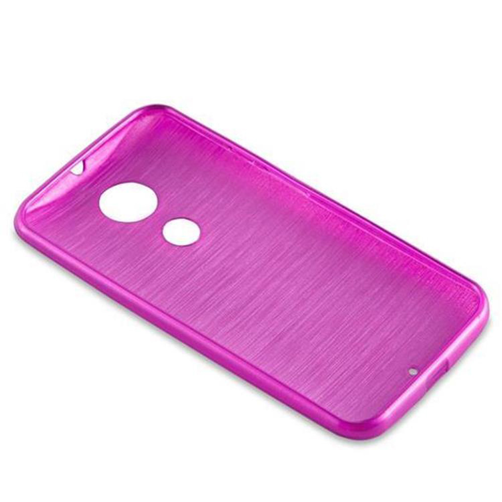Custodia per telefono rosa con fori per fotocamera e pulsanti. La custodia è angolata.