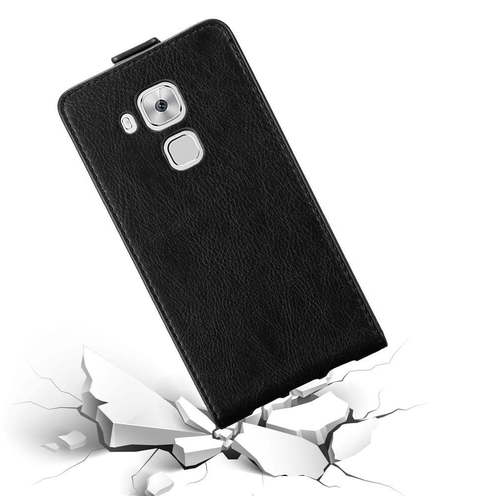 Custodia in pelle nera per telefono in aria con sfondo bianco e pavimento incrinato sotto.