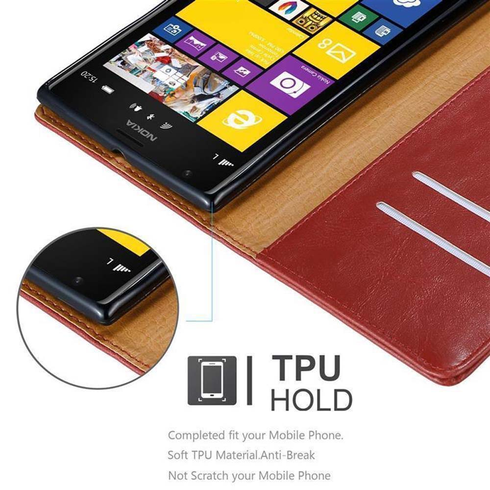 Un telefono Nokia all'interno di una custodia in pelle. Dettagli: supporto in TPU, vestibilità completa, materiale TPU morbido.