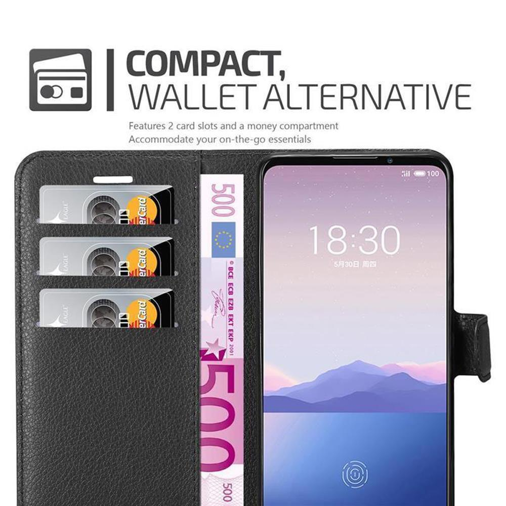 Custodia per telefono a portafoglio aperta con carte e denaro visibili accanto allo schermo del telefono.