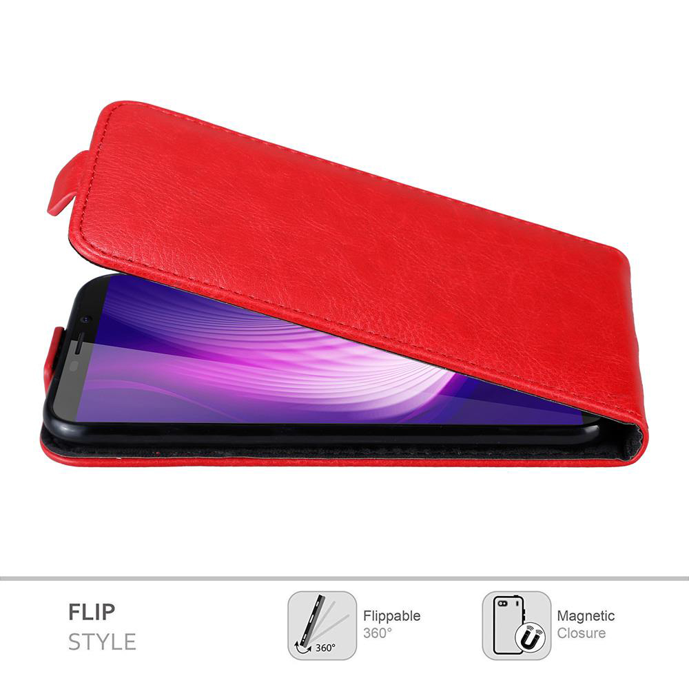 Una custodia per telefono rossa è aperta, con un telefono all'interno. Il telefono è nero.