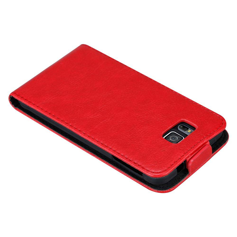 Rote Leder-Handyhülle, offen, mit Telefon, Kamera sichtbar.