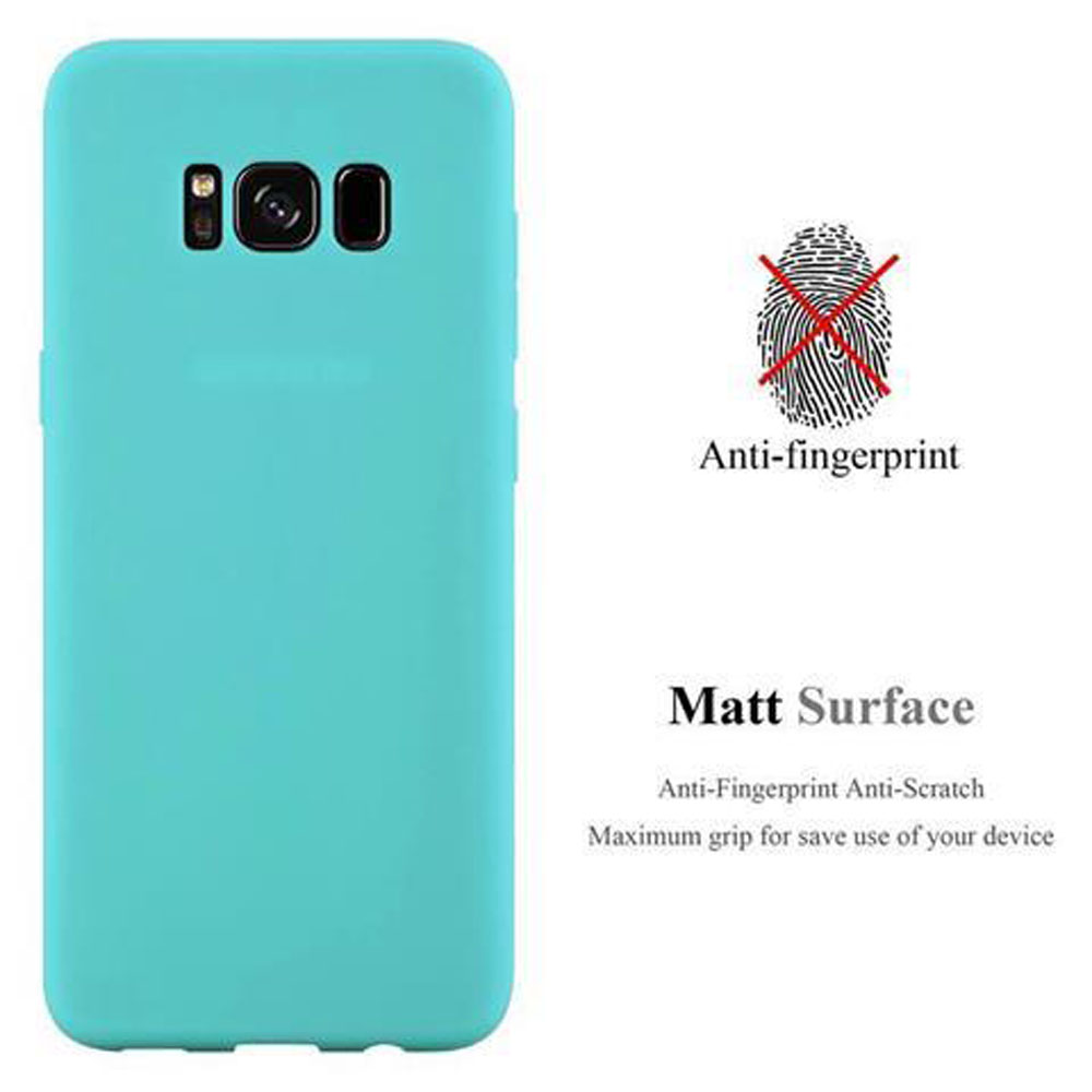 Una custodia per telefono turchese. Anti-impronte e superficie opaca per un dispositivo.