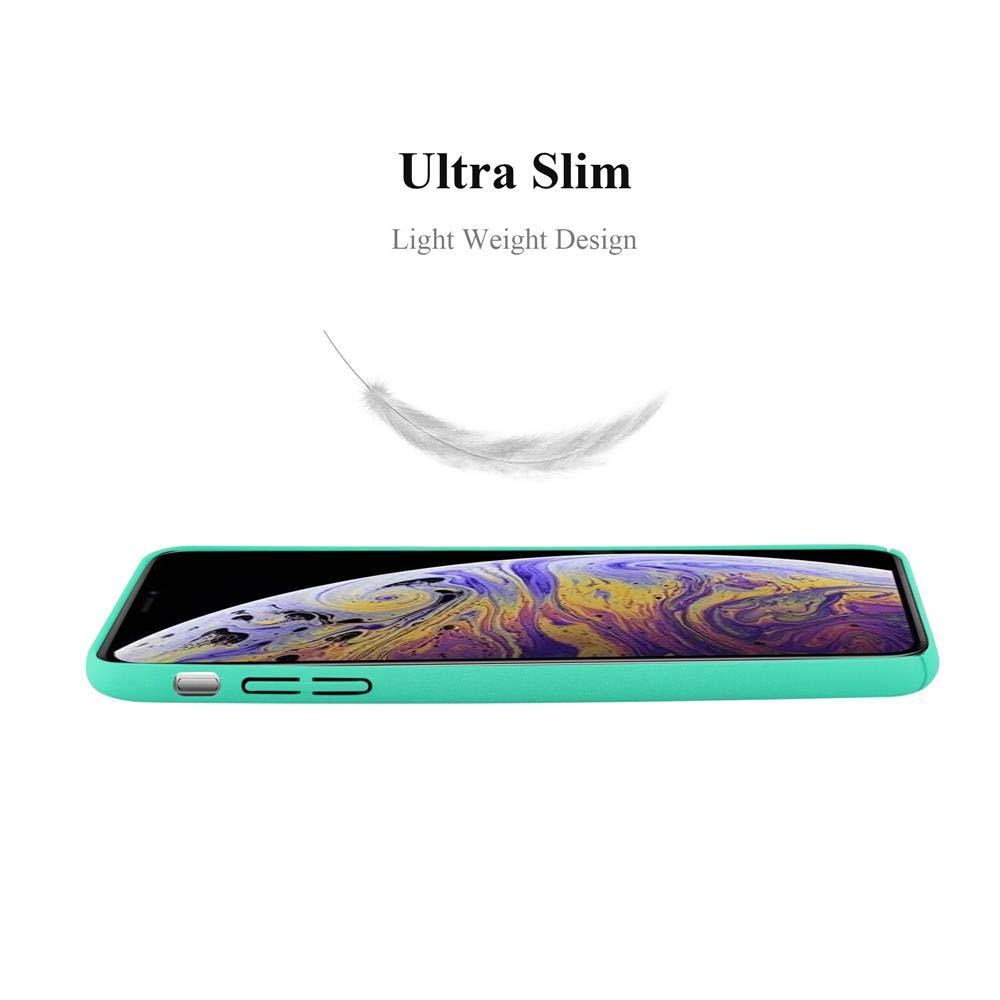 Grüne Handyhülle mit Telefon darin. Der Text lautet 'Ultra Slim' und 'Light Weight Design'.