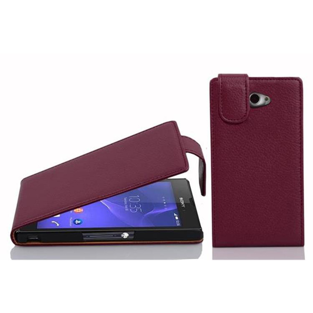 Funda de teléfono de cuero burdeos abierta, con teléfono dentro, sobre fondo blanco.