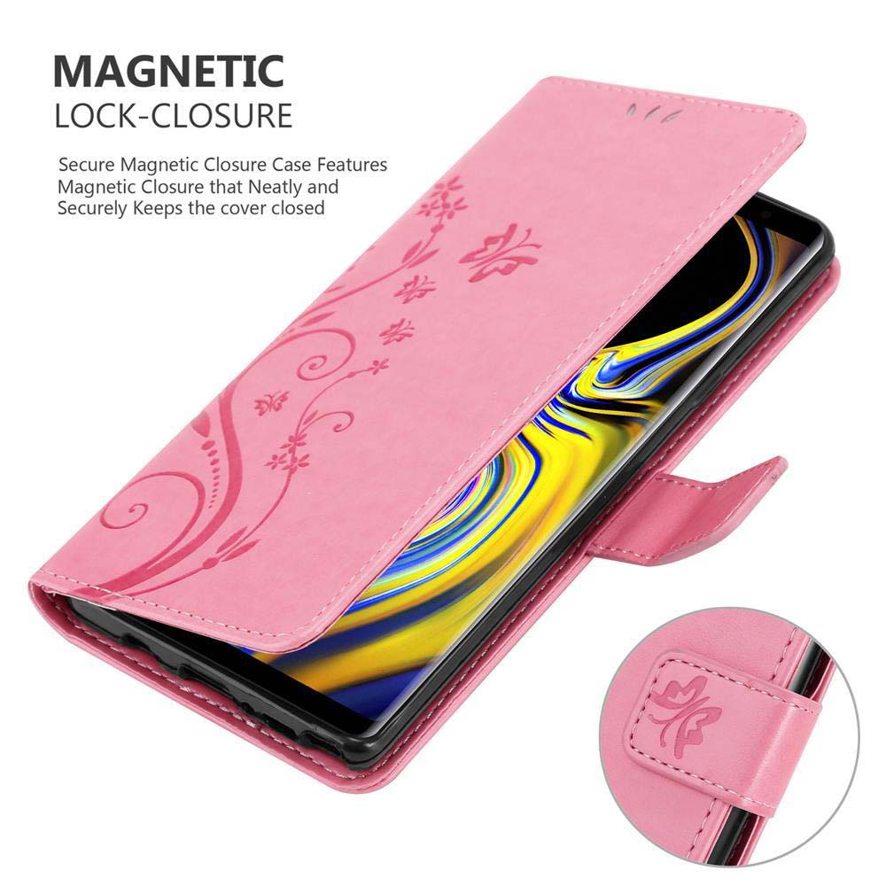 Custodia rosa per telefono con design floreale, aperta per rivelare un telefono. Dispone di chiusura magnetica.