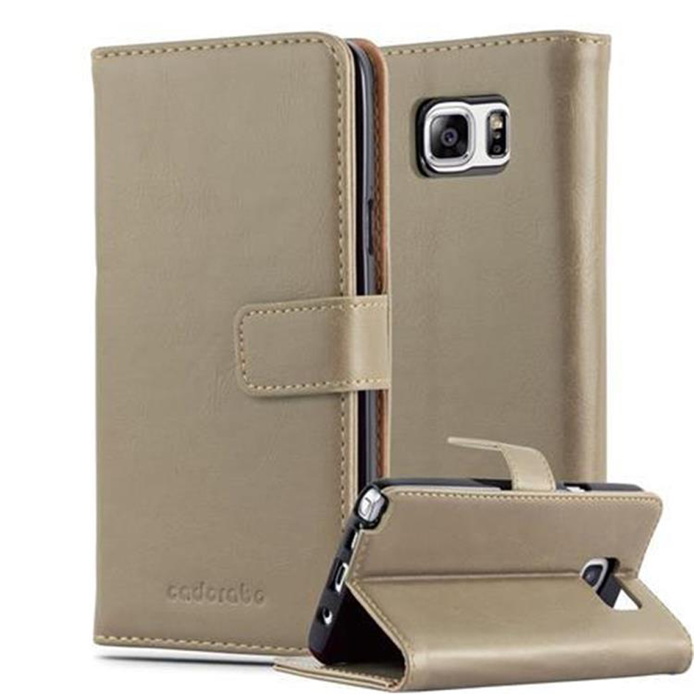 Funda beige con soporte. Un teléfono está dentro. La funda está cerrada.