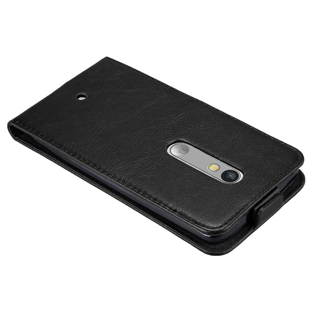 Funda de cuero negra con cámara visible. La funda está abierta.