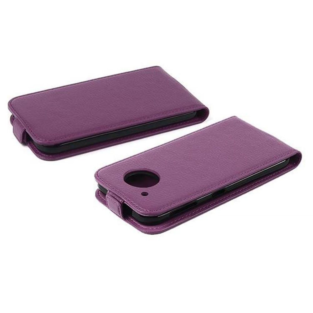 Zwei lila Handyhüllen. Eine ist geschlossen, die andere ist offen und zeigt das Telefon im Inneren.