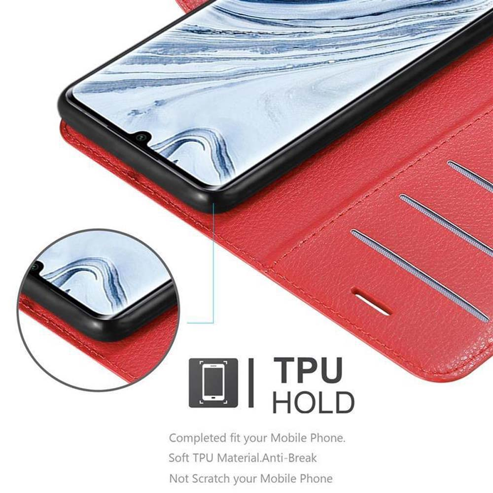 Custodia rossa per telefono con telefono all'interno e cerchio di dettaglio.
