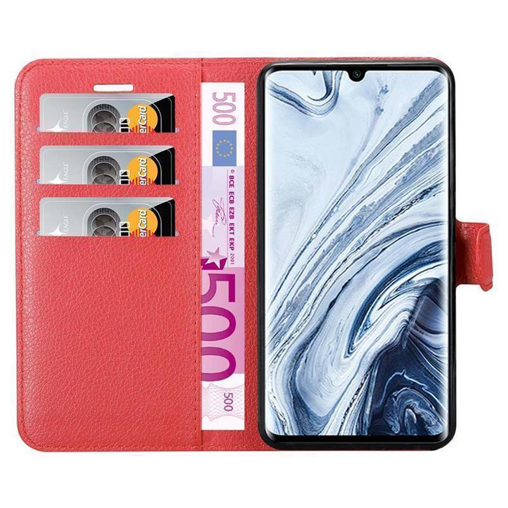 Custodia per telefono rossa, aperta, con carte e denaro all'interno. Il telefono è nella custodia. Pelle rossa. Sfondo bianco.
