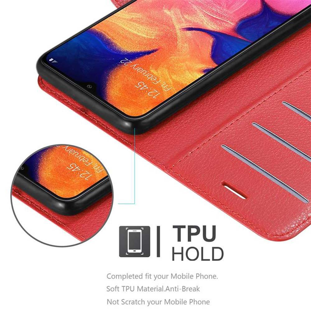 Eine rote Handyhülle geöffnet, mit einem Telefon darin. Text: TPU HOLD, Passgenau für Ihr Mobiltelefon.