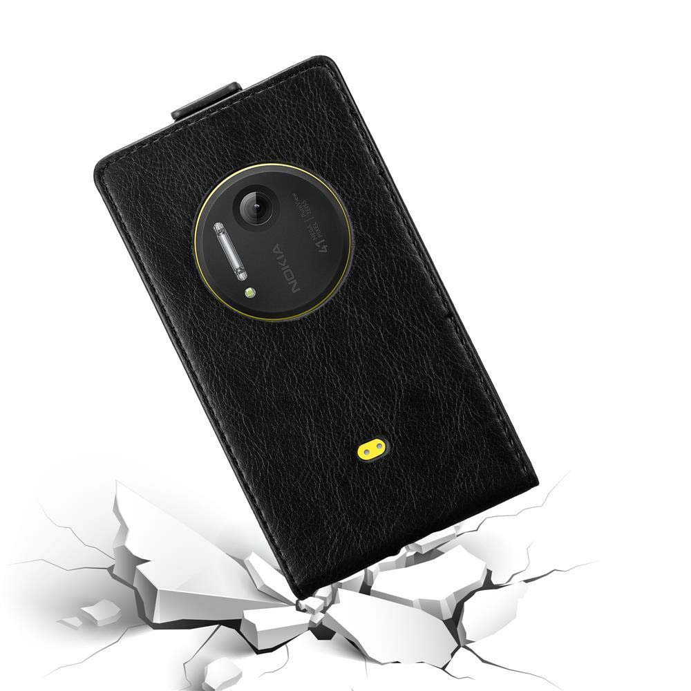 Schwarze Handyhülle auf weißer, zerbrochener Oberfläche. Nokia-Logo mit Kameraobjektiv.