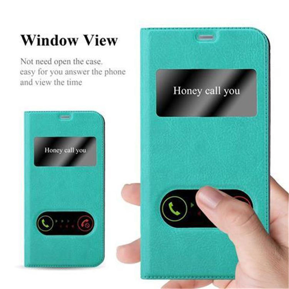 Una custodia per telefono verde acqua con una finestra. Una mano tiene il telefono. Lo schermo dice 'Honey call you'.