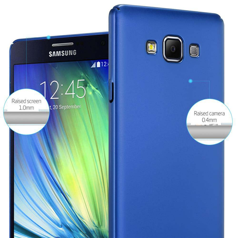 Blaue Handyhülle mit einem Telefon darin. Das Telefon hat einen Bildschirm, der die Uhrzeit und ein Samsung-Logo anzeigt.