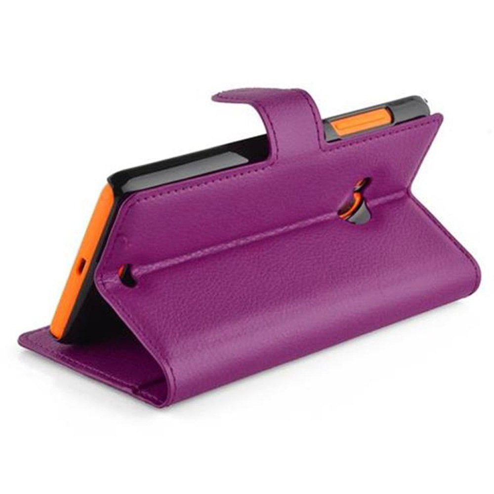 Custodia viola con un telefono all'interno. Il telefono è arancione e la custodia è aperta.