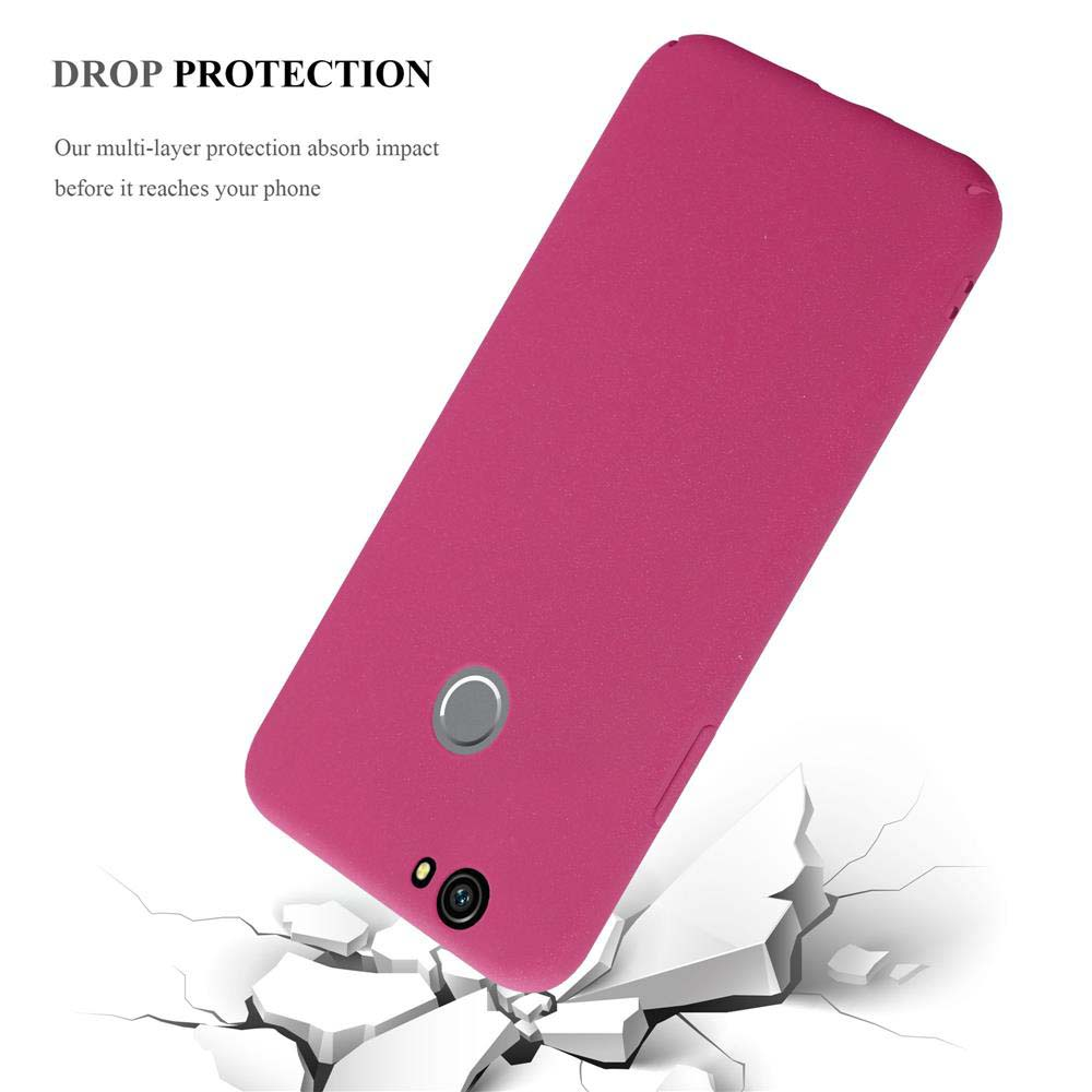 Eine pinke Handyhülle ist auf einer gerissenen Oberfläche angewinkelt. Text: DROP PROTECTION. Das Telefon hat eine Kamera.