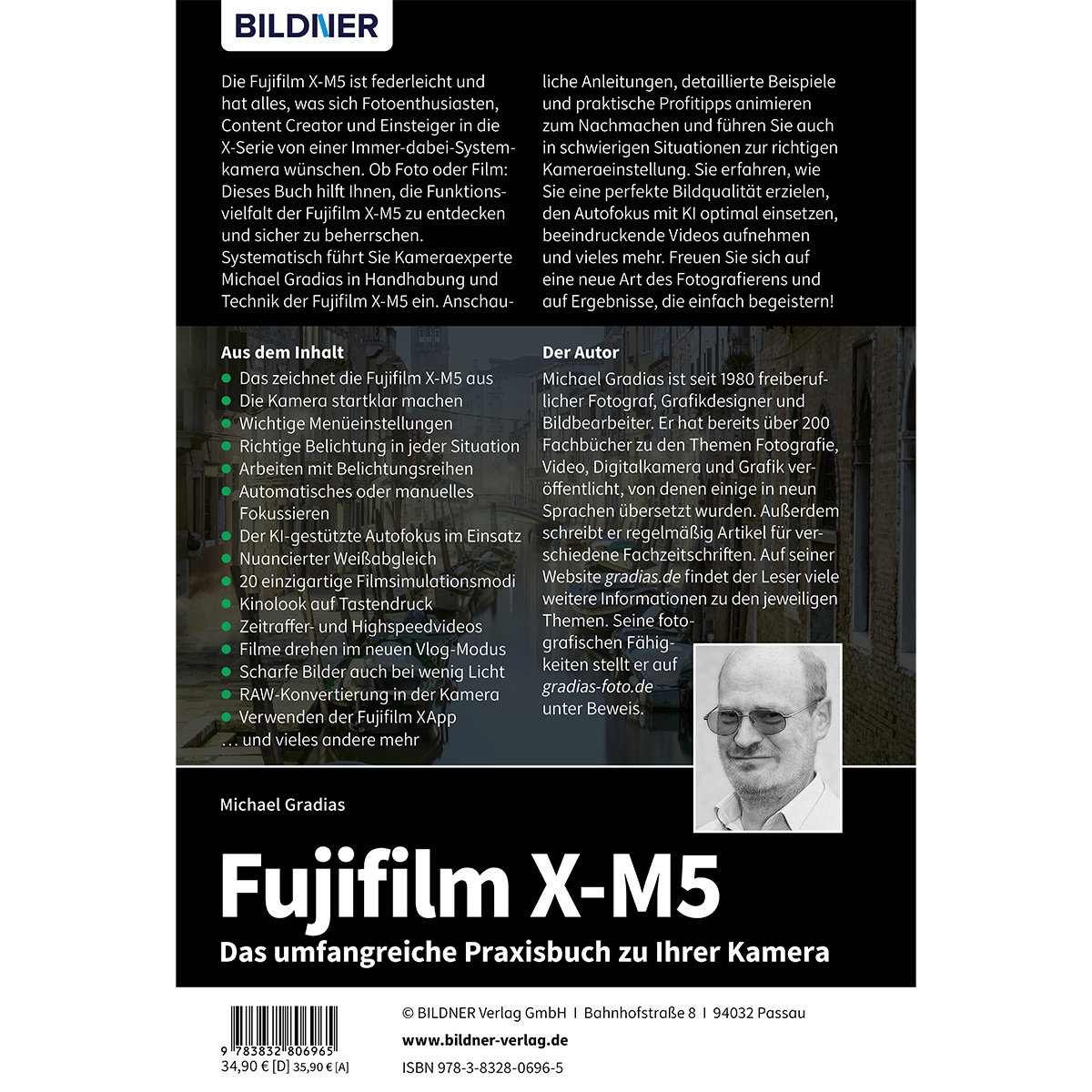 Buchcover mit Text und Bild. Es ist ein Leitfaden für die Fujifilm X-M5 Kamera.