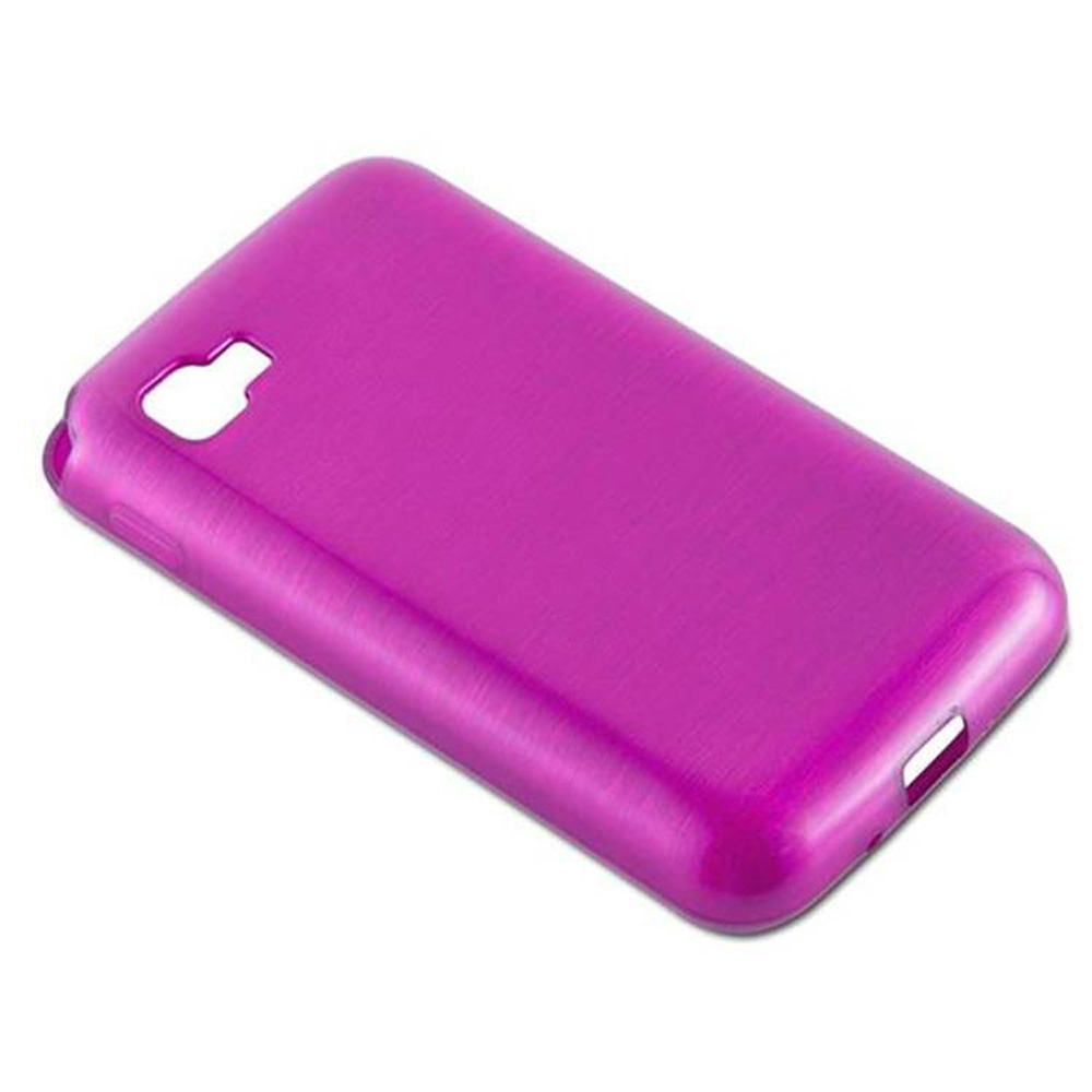 Una custodia per telefono magenta è angolata verso lo spettatore. È di colore pieno e ha un'apertura per la fotocamera.