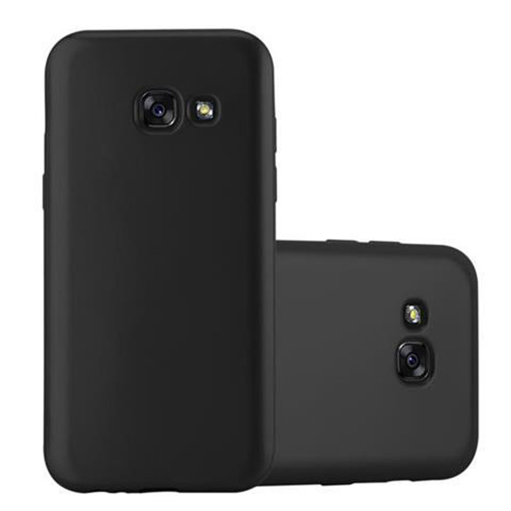 Dos fundas negras para teléfono. Una horizontal y otra vertical, ambas con recortes para cámara.