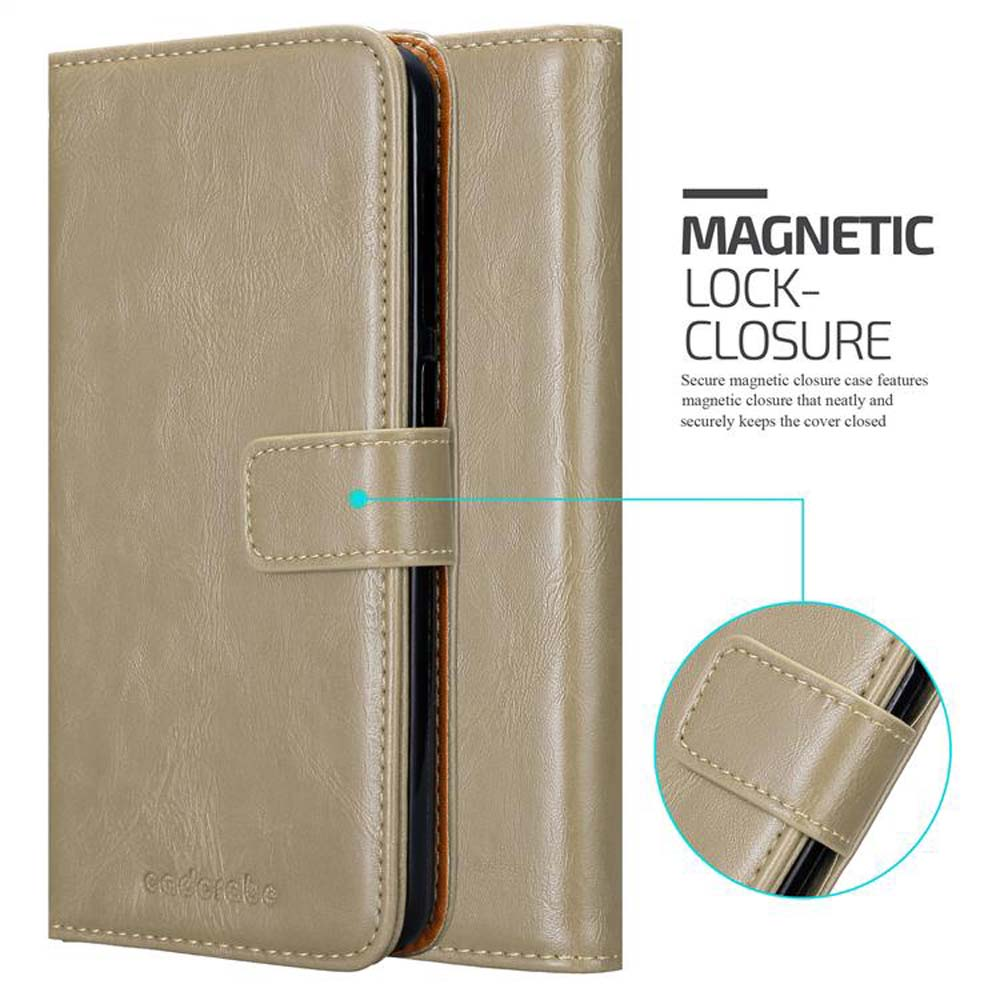 Una custodia beige per telefono che si apre come un libro. Ha una chiusura magnetica. Il marchio è visibile.