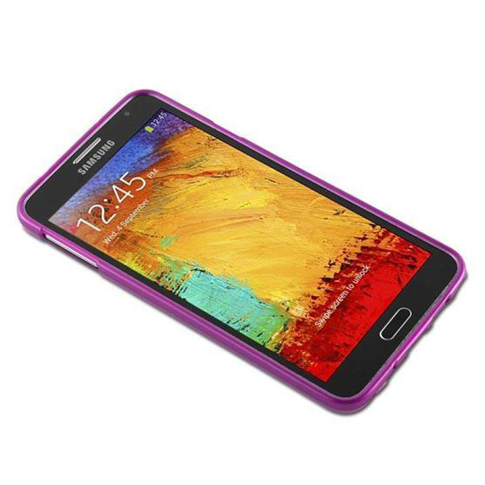 Un telefono Samsung in una custodia rosa. Lo schermo mostra l'ora e la data.