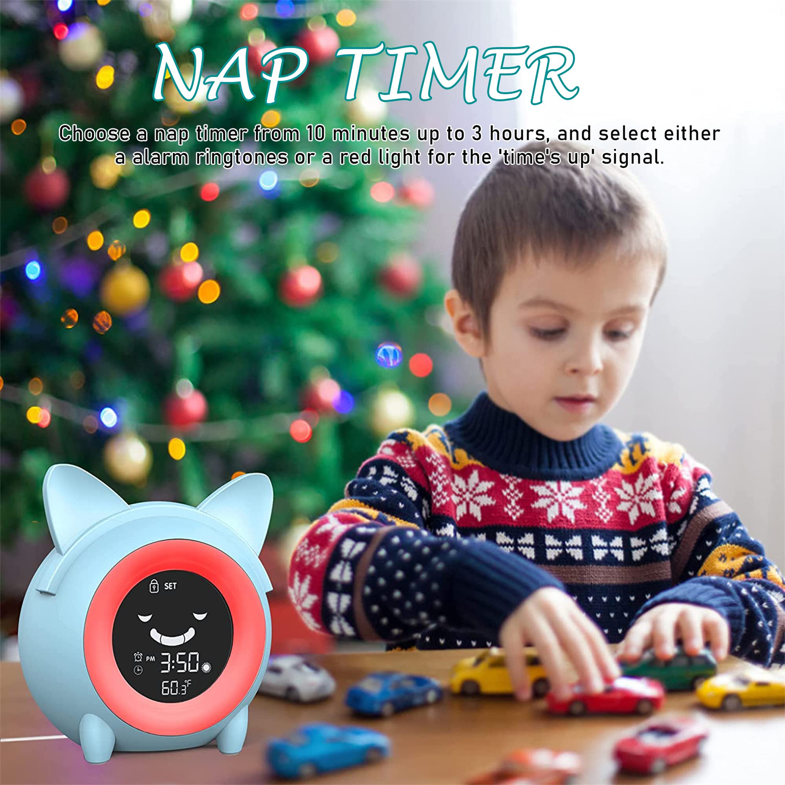 Ein Kind mit einem Nickerchen-Timer. Text: Nickerchen-Timer. Ein blauer Timer mit Ohren, einer Uhr und einem roten Ring.