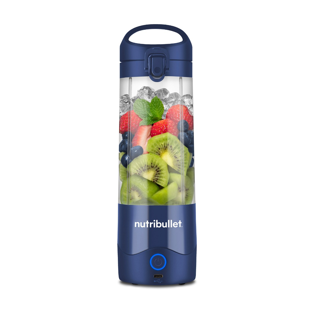 Mixeur Nutribullet bleu avec un récipient rempli de fruits et de glace.