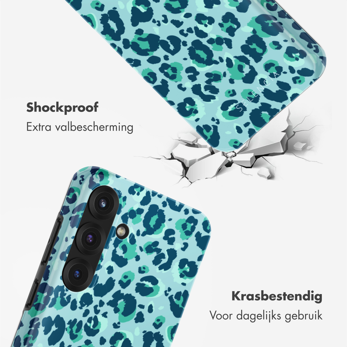 Telefoonhoesje met teal en blauwe luipaardprint, geplaatst op een gebarsten oppervlak.