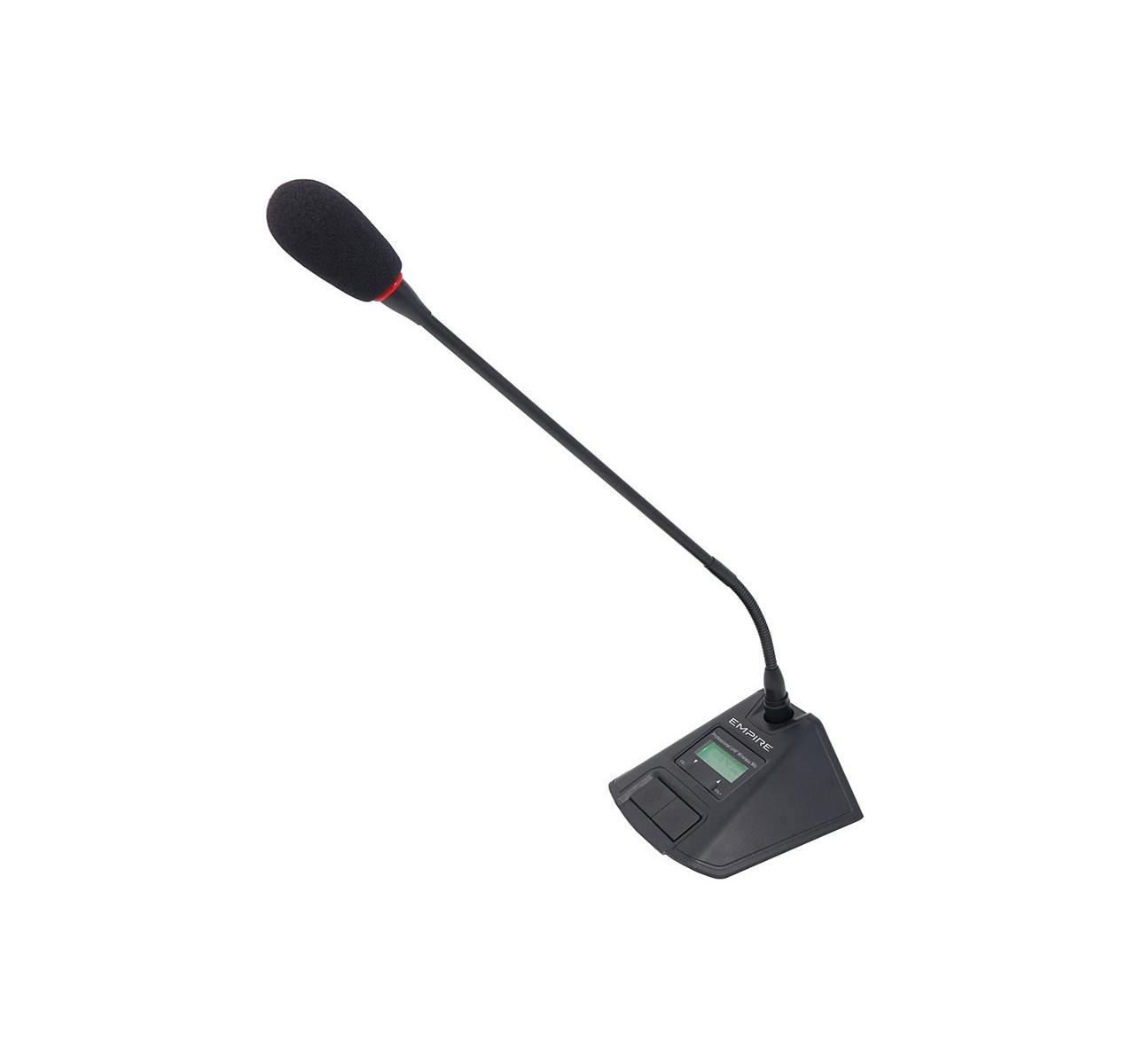Microfono su supporto con testa nera, con un piccolo display sulla base.