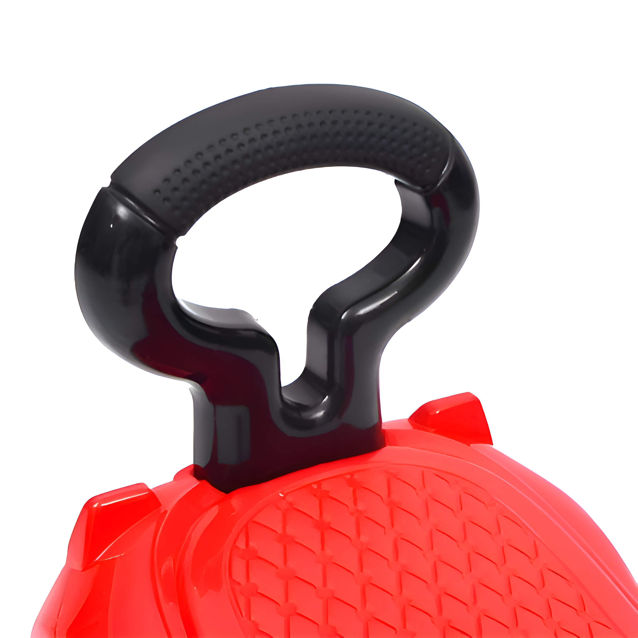 Roter und schwarzer Rollergriff mit strukturierter Oberfläche, vor weißem Hintergrund.