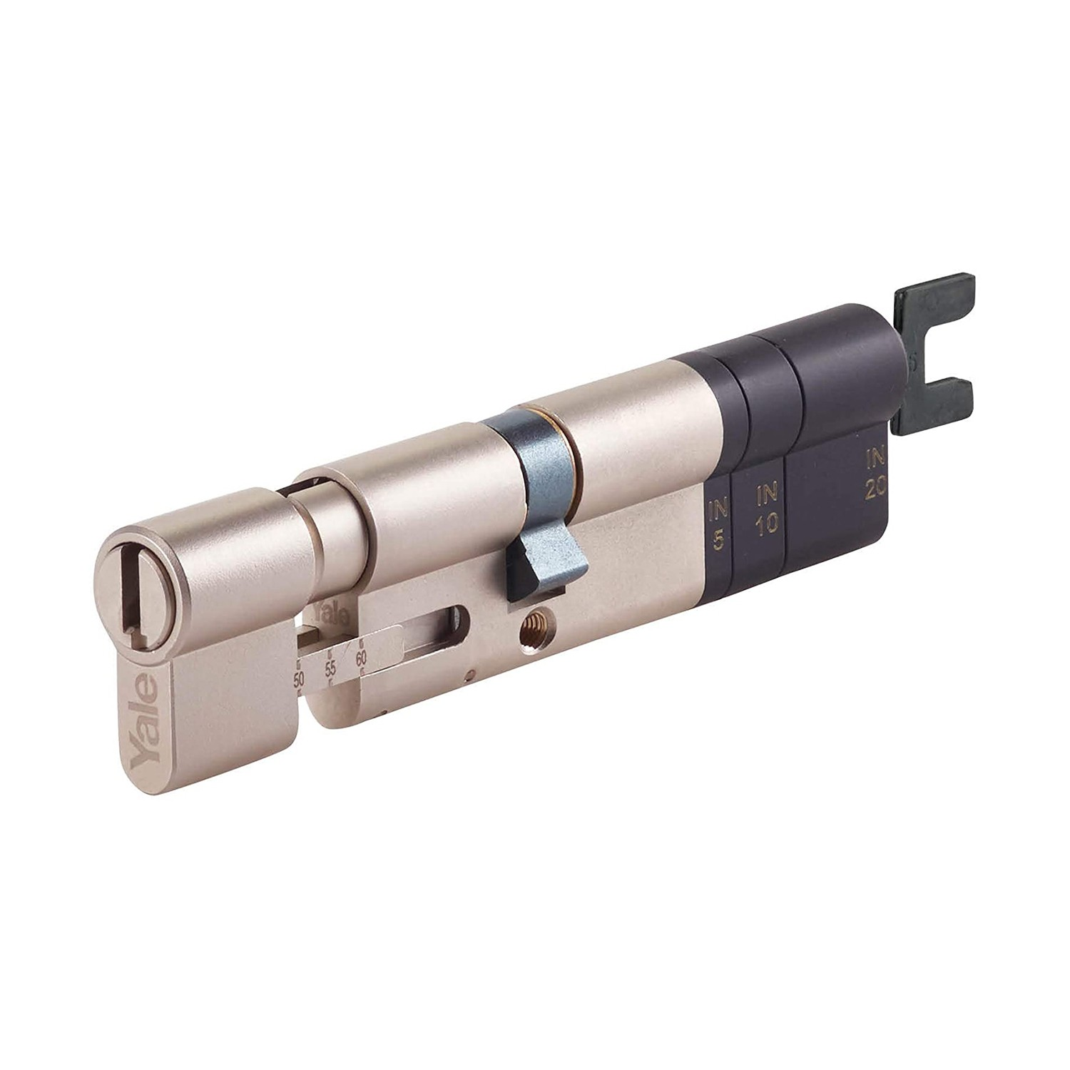 Srebrny i czarny cylinder zamka do drzwi Yale. Logo Yale jest widoczne, z oznaczeniami na cylindrze.