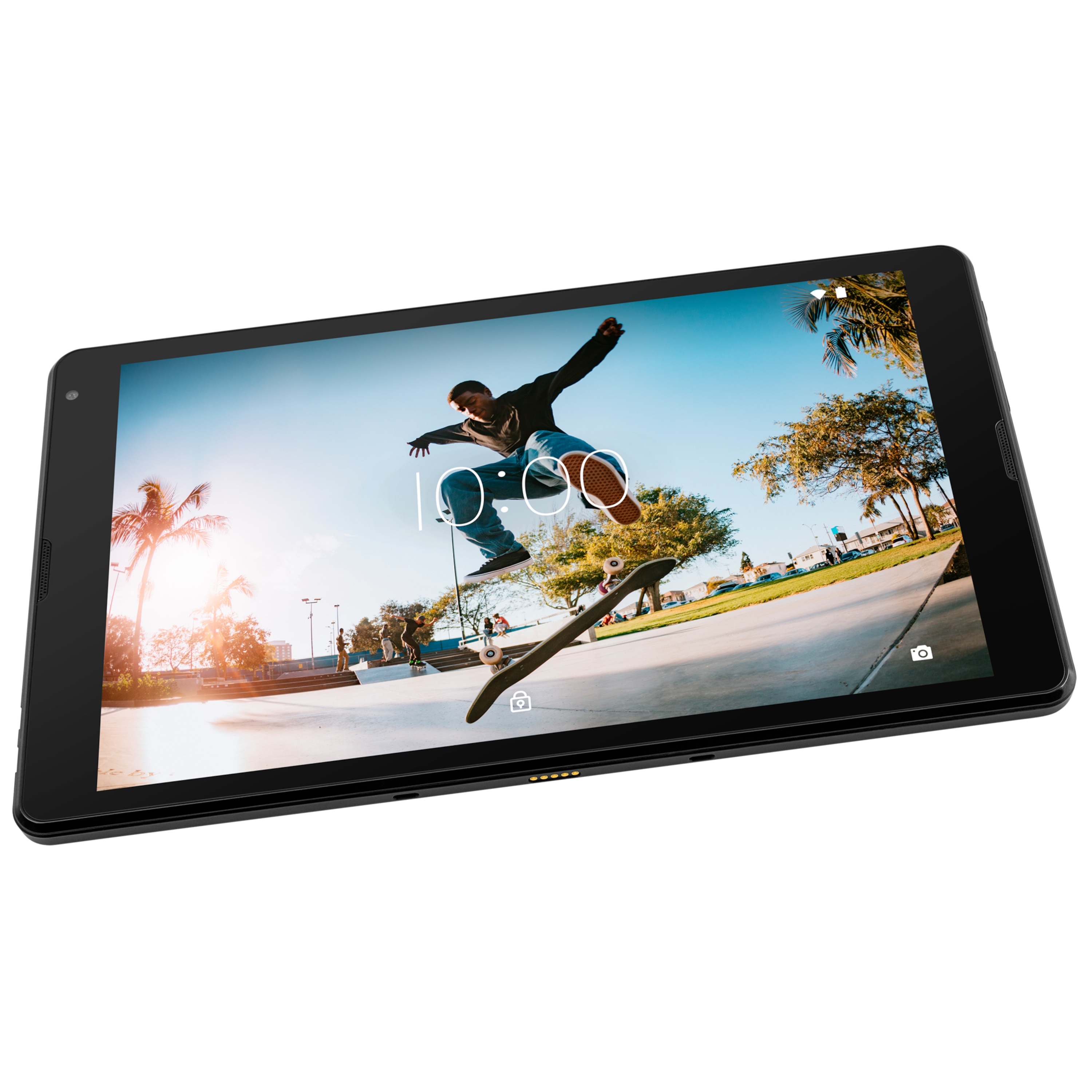 Tablet mit Bildschirm, der eine Person beim Springen mit einem Skateboard in einer Parkszenen zeigt.