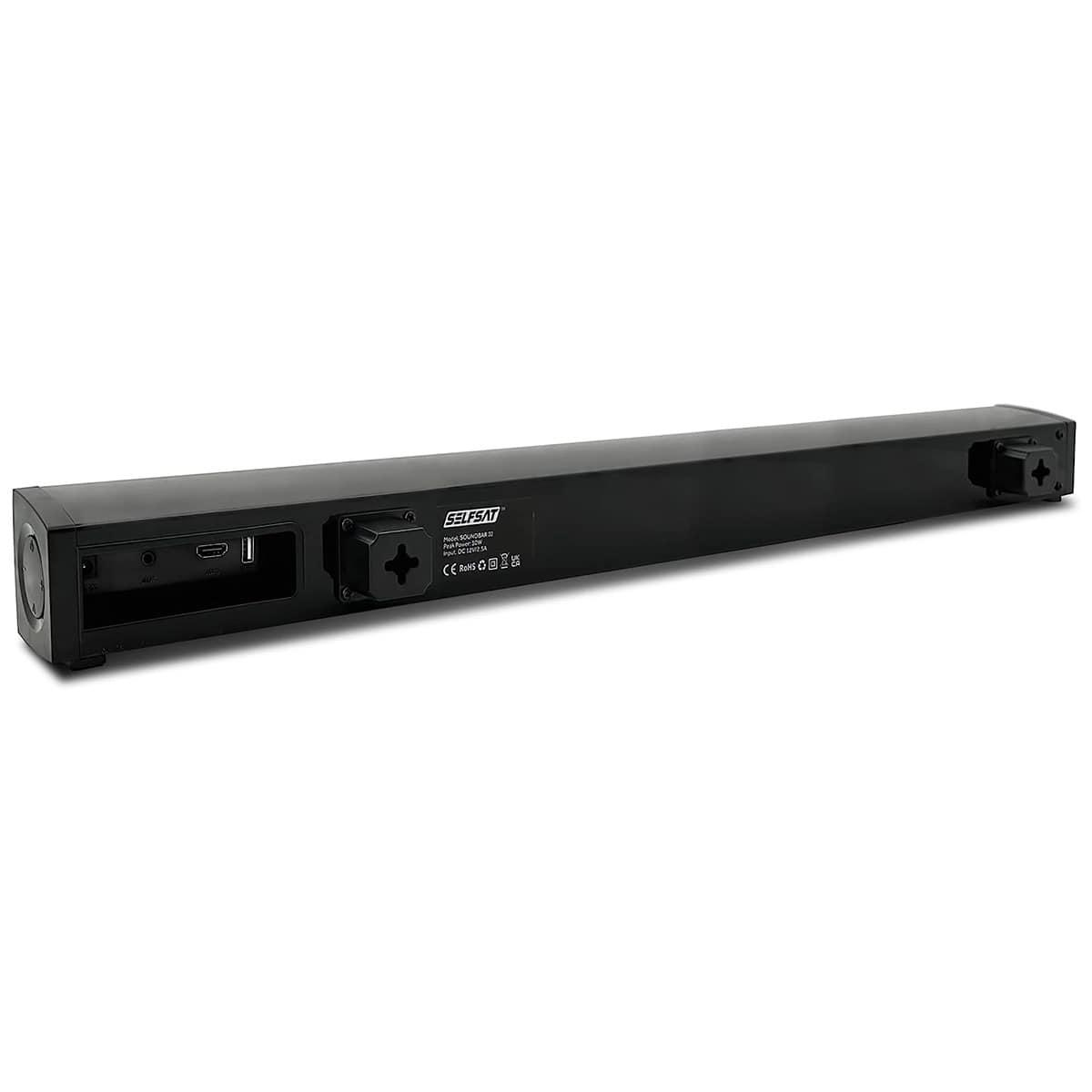 Eine schwarze Soundbar mit Anschlüssen und einem Produktetikett vor weißem Hintergrund.