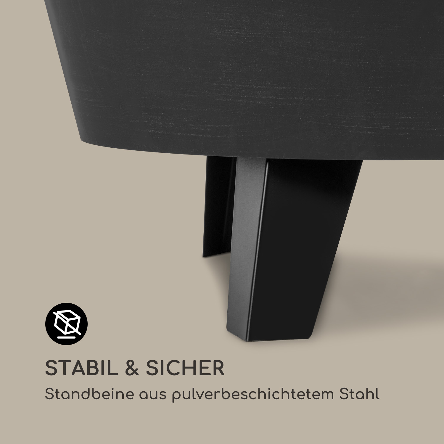 Schwarzer Kühlschrank mit Glastür, gefüllt mit Getränken. Text umfasst, verstellbare Füße, etc.